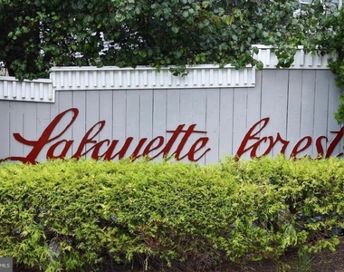7705 Lafayette Forest Drive - Photo Thumbnail 24
