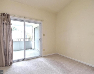 7705 Lafayette Forest Drive - Photo Thumbnail 19