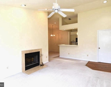 7705 Lafayette Forest Drive - Photo Thumbnail 5