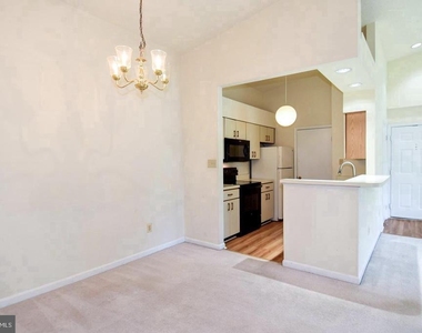 7705 Lafayette Forest Drive - Photo Thumbnail 3
