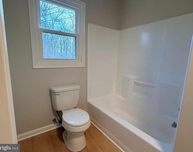 203 Sea Cliff Drive - Photo Thumbnail 5