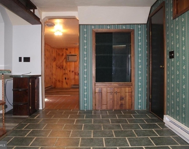10 Winter Avenue - Photo Thumbnail 1