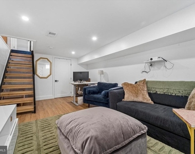 2565 Tulip Street - Photo Thumbnail 14