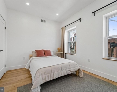 2565 Tulip Street - Photo Thumbnail 8
