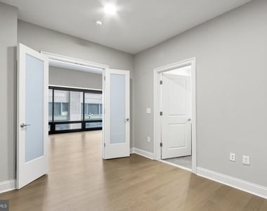 1300 Chestnut Street - Photo Thumbnail 16