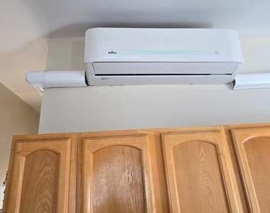 4625 N Broad Street - Photo Thumbnail 16
