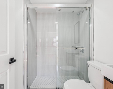 1223 Spruce Street - Photo Thumbnail 22