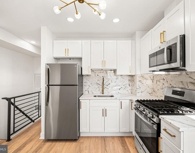 6128 Chestnut Street - Photo Thumbnail 4