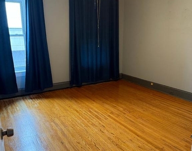 2731 E Cumberland Street - Photo Thumbnail 6