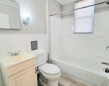 602 Powell Street - Photo Thumbnail 10