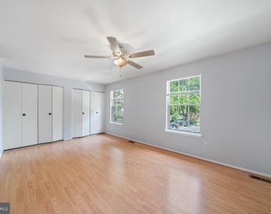 7767 Hiawatha Lane - Photo Thumbnail 4