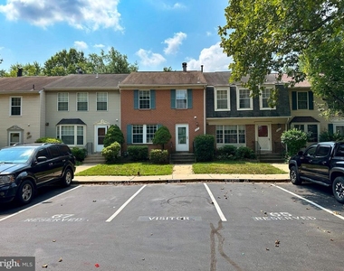 7767 Hiawatha Lane - Photo Thumbnail 22