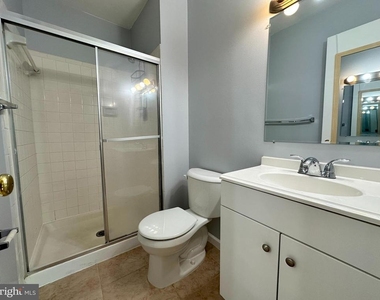7767 Hiawatha Lane - Photo Thumbnail 5
