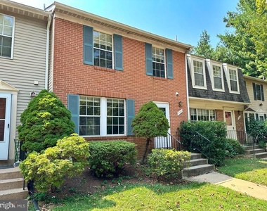 7767 Hiawatha Lane - Photo Thumbnail 19
