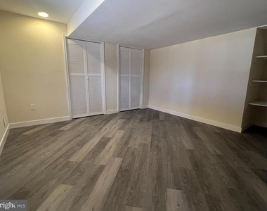 7510 Sanner Road W - Photo Thumbnail 13