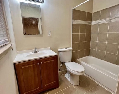 7510 Sanner Road W - Photo Thumbnail 11