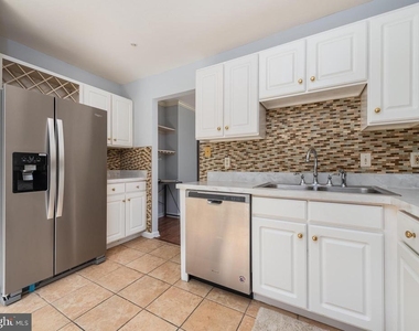 5971 Millrace Court - Photo Thumbnail 3