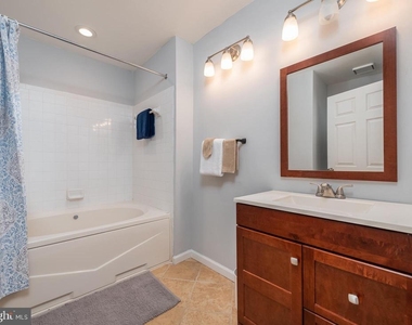 5971 Millrace Court - Photo Thumbnail 10