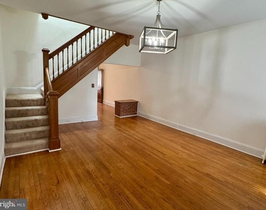 112 E 3rd Street - Photo Thumbnail 5