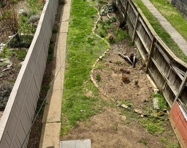 112 E 3rd Street - Photo Thumbnail 22