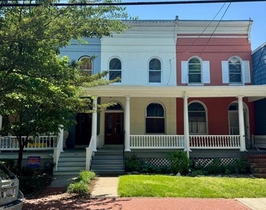 112 E 3rd Street - Photo Thumbnail 35