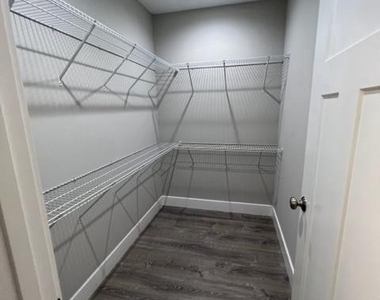 4114 3rd Street - Photo Thumbnail 19