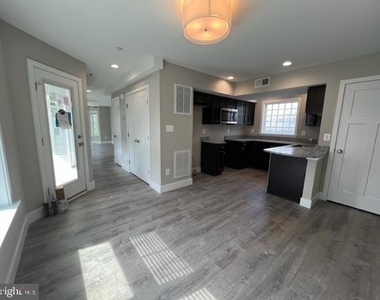 4114 3rd Street - Photo Thumbnail 11