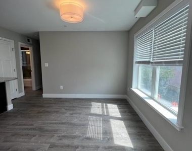 4114 3rd Street - Photo Thumbnail 9