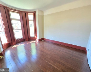804 Hollins Street - Photo Thumbnail 29