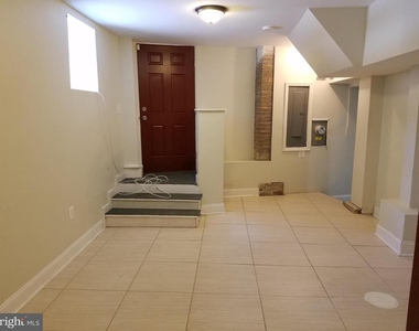 804 Hollins Street - Photo Thumbnail 44