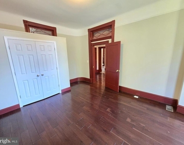 804 Hollins Street - Photo Thumbnail 31