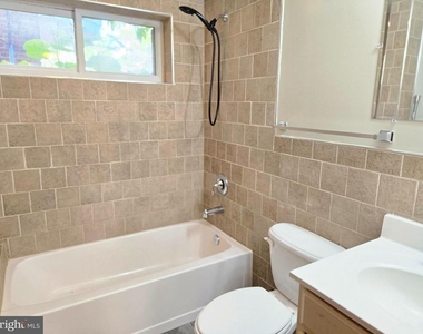 804 Hollins Street - Photo Thumbnail 33