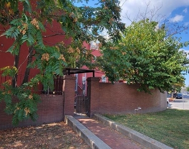 804 Hollins Street - Photo Thumbnail 7