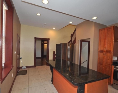 804 Hollins Street - Photo Thumbnail 1