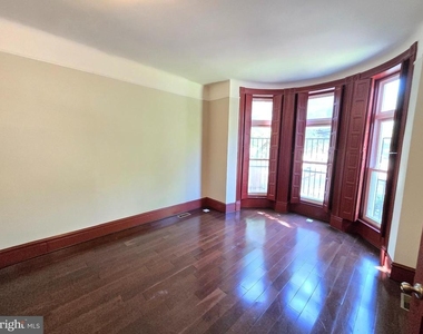 804 Hollins Street - Photo Thumbnail 22