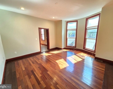 804 Hollins Street - Photo Thumbnail 20