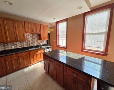 804 Hollins Street - Photo Thumbnail 17