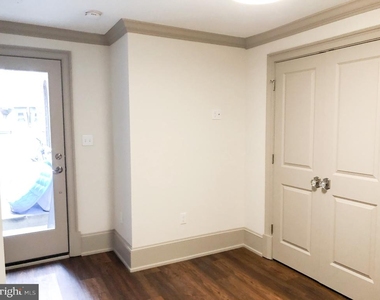 1302 E Capitol Street Ne - Photo Thumbnail 12