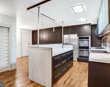 1718 P Street Nw - Photo Thumbnail 3