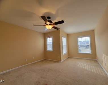 302 Lime Creek Court - Photo Thumbnail 19