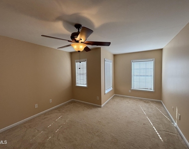 302 Lime Creek Court - Photo Thumbnail 32
