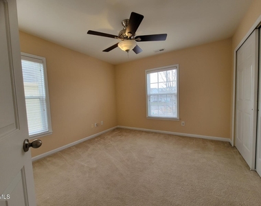 302 Lime Creek Court - Photo Thumbnail 17