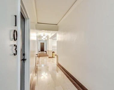 1010 25th Street Nw - Photo Thumbnail 3
