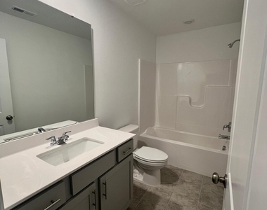 2305 Oakwood Meadows Court - Photo Thumbnail 3