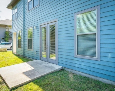 1201 Grove Blvd - Photo Thumbnail 22