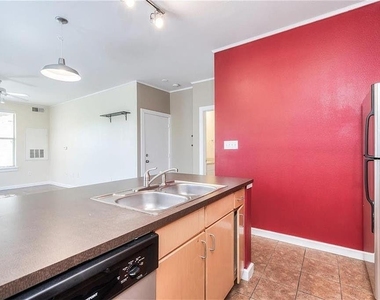 1201 Grove Blvd - Photo Thumbnail 6