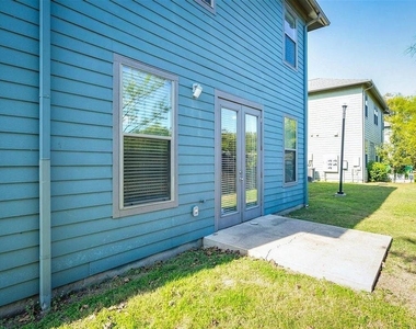 1201 Grove Blvd - Photo Thumbnail 24