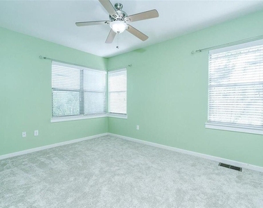 1201 Grove Blvd - Photo Thumbnail 11