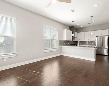 4501 Jackson Ave - Photo Thumbnail 12