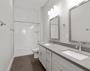 4501 Jackson Ave - Photo Thumbnail 18